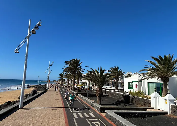 Casa Maca Sea View & Front Apartment