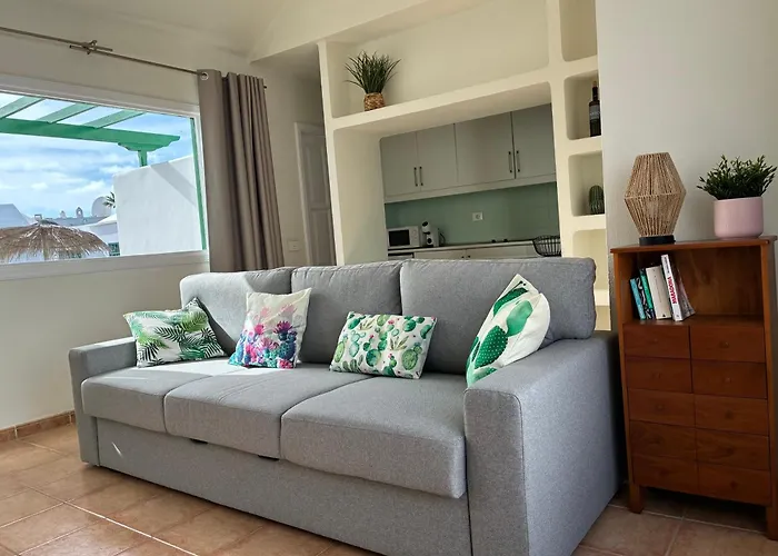 Apartment Casa Maca Sea View & Front Puerto del Carmen (Lanzarote)