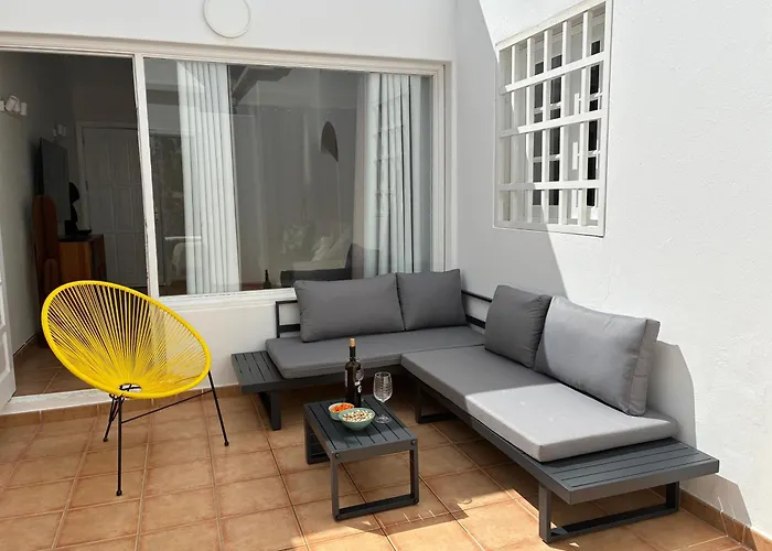 Apartment Casa Maca Sea View & Front Puerto del Carmen (Lanzarote)